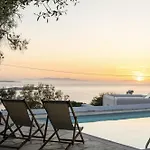 Thalia - 4 Bdrm - In 200m - Mg Villa