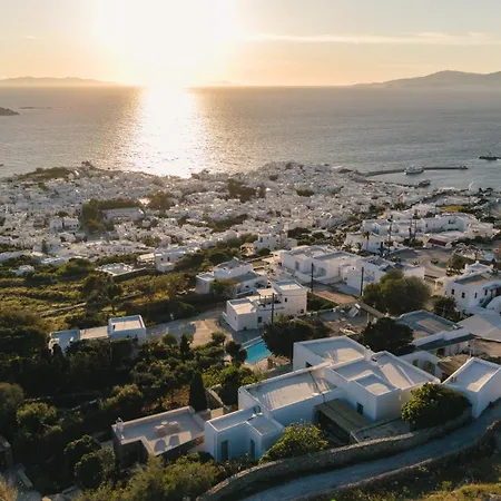 Thalia - 4 Bdrm - In 200m - Mg Villa