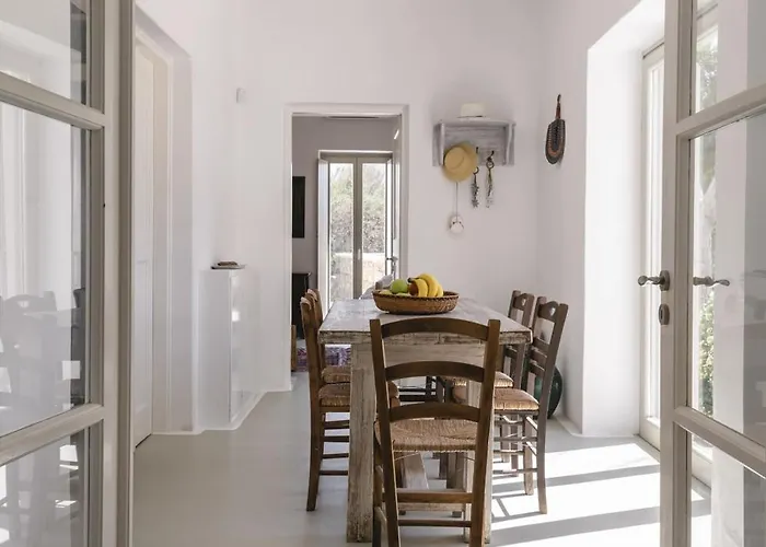 Thalia - 4 Bdrm - In 200m - Mg *