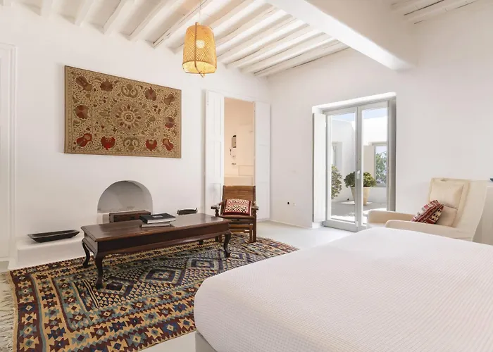 Thalia - 4 Bdrm - In 200m - Mg Villa