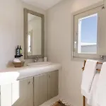 Thalia - 4 Bdrm - In 200m - Mg Villa