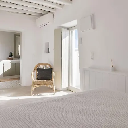 Thalia - 4 Bdrm - In 200m - Mg