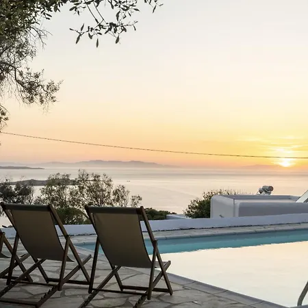 Thalia - 4 Bdrm - In 200m - Mg Villa