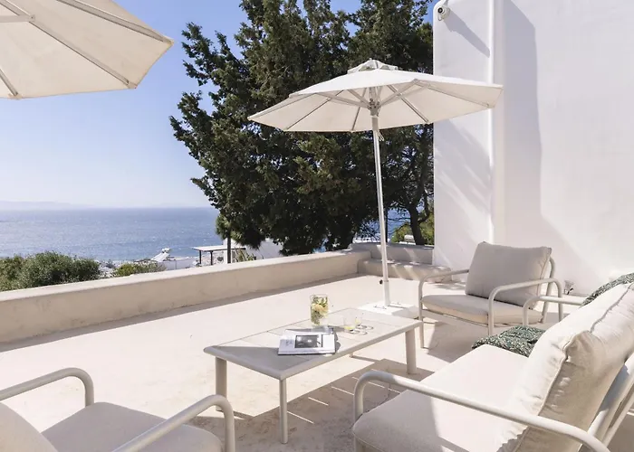 Thalia - 4 Bdrm - In 200m - Mg