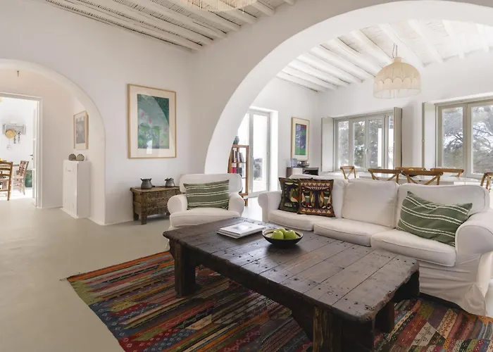 Thalia - 4 Bdrm - In 200m - Mg *