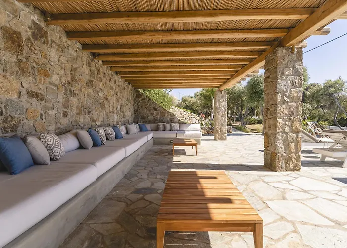 Thalia - 4 Bdrm - In 200m - Mg Villa