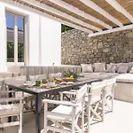 Thalia - 4 Bdrm - In 200m - Mg *